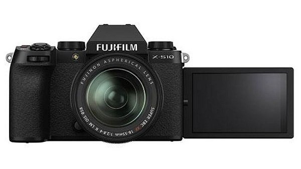 Fujifilm X-S10 với màn hình LCD xoay lật